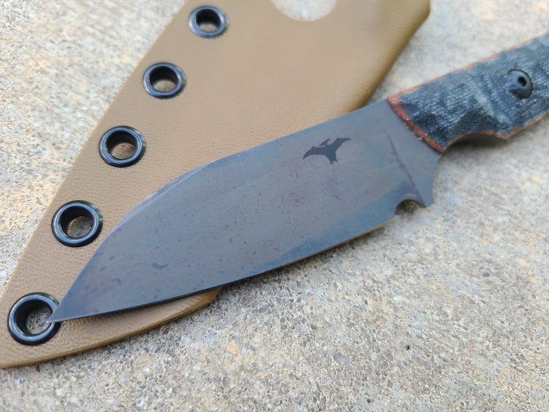 Load image into Gallery viewer, AEB-L Full Sized WLP (Black Micarta w/ Westinghouse Micarta Liners)
