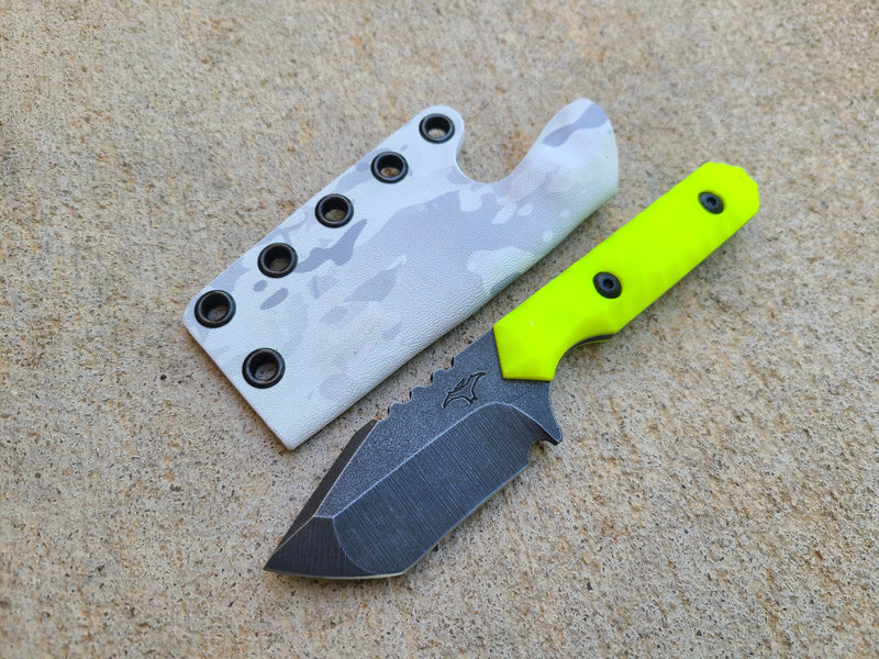 Load image into Gallery viewer, CRUWEAR Mid-Sized Tanto (Dayglow)
