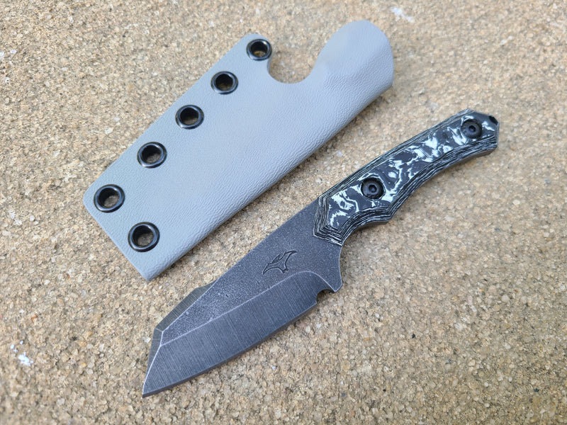 Load image into Gallery viewer, Cruwear Mid-Sized Harpoon (Black/White Camo Carbon Fiber)
