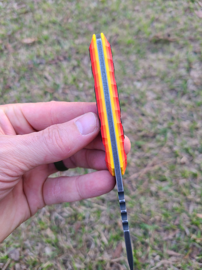 Load image into Gallery viewer, Nitro-V Mid-Sized Camper (Jurassic Layered G10)
