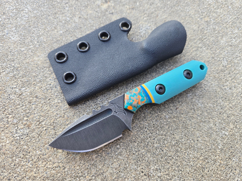 Load image into Gallery viewer, CPM4V Mini Camper (Teal Paper Micarta w/ Wiscoworx Glow Bolsters)
