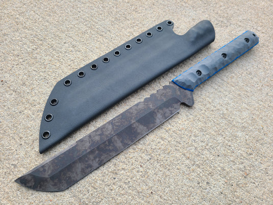 Cruwear Short Sword (Dark Gray w/ Bright Blue)