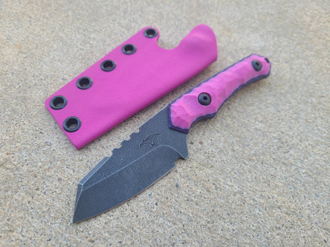 Thin Stock Z-Tuff Mid-Sized Raptor (Bubble Gum Pink w/ Purple)