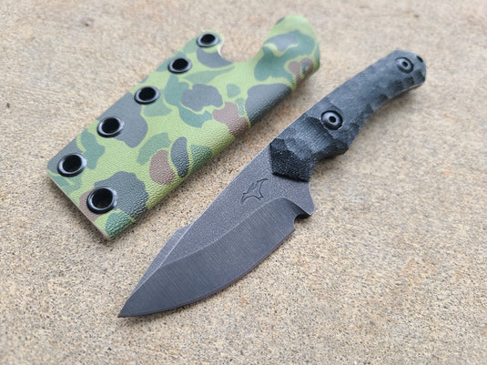MagnaCut Mid-Sized Harpoon (Black Micarta)