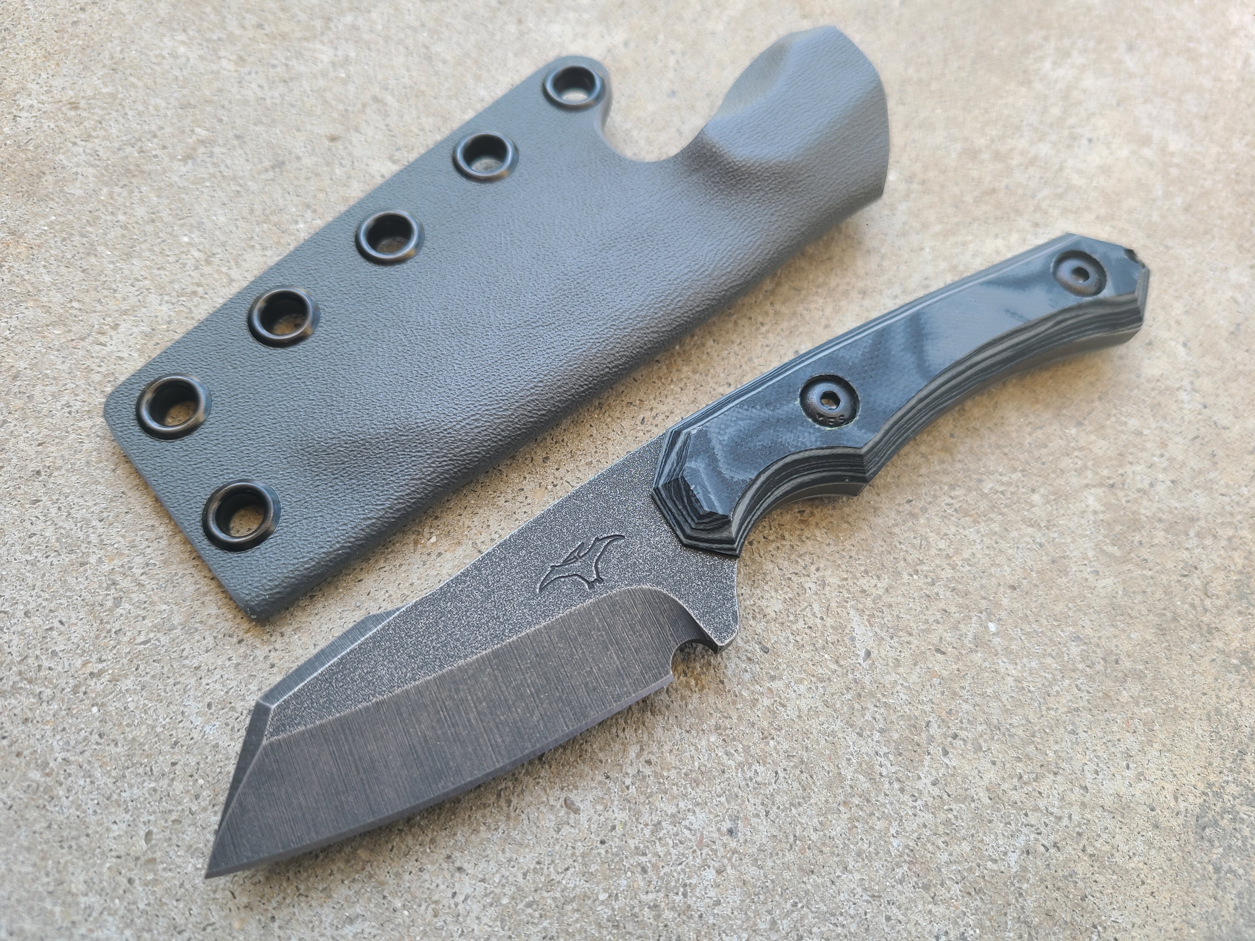 MagnaCut Mid-Sized Harpoon (Gray/Black Marbled) – Tactical