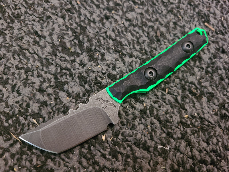 Load image into Gallery viewer, MagnaCut Mini American Samurai V2 (Black w/ Green Glow)
