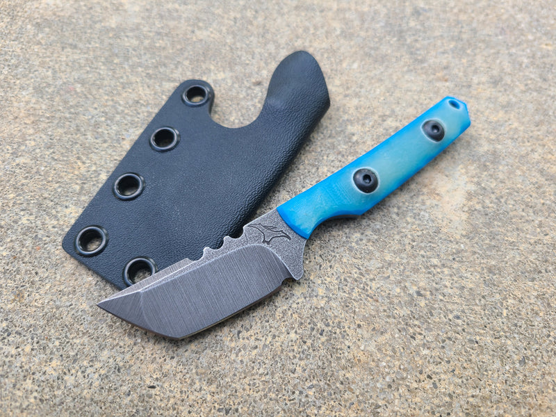 Load image into Gallery viewer, MagnaCut Mini American Samurai V2 (Jade w/ Blue Glow)
