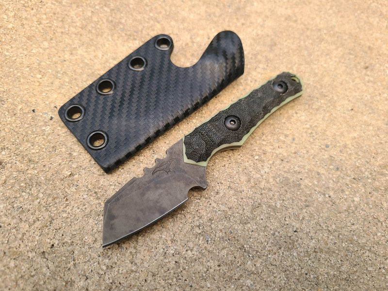 Load image into Gallery viewer, Thin Stock MagnaCut Mini Raptor (Black Micarta w/ Green Glow)
