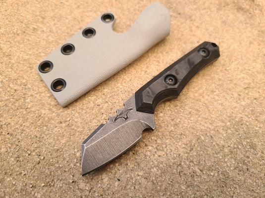 Cruwear Mini Raptor (Chamfered Marble Carbon Fiber)