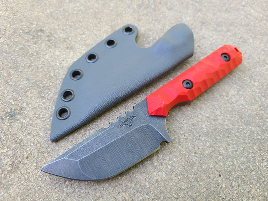 Cruwear Mid-Sized Street Fighter (Bright Red)