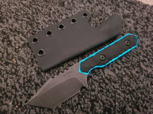 MID TANTO – MAGNACUT (BLACK / BLUE GLOW)