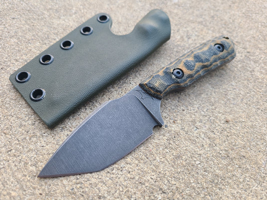 MagnaCut Mid-Sized Overlander Tanto (Camo Micarta)
