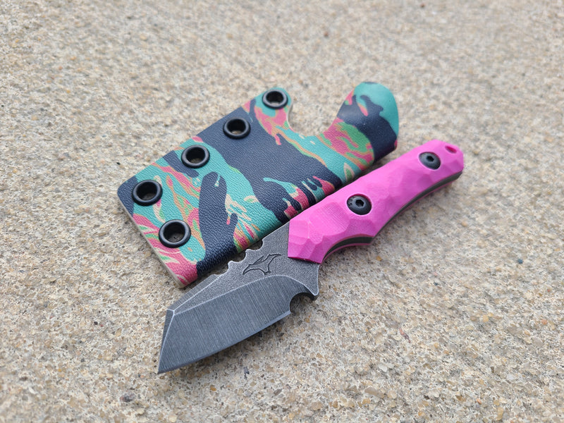 Load image into Gallery viewer, MagnaCut Mini Raptor (Pink)
