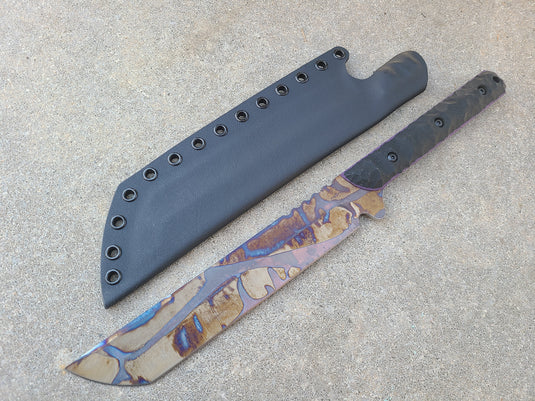 Cruwear Short Sword (Black w/ Purple)