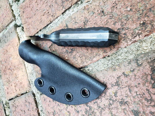 *Pre-Owned* CPM3V Mini Camper (Black)
