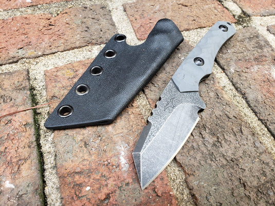 CRUWEAR Mid-Sized Raptor (Dark Gray)
